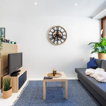 Le 13 -ideal Pros -altkirch Hypercentre -gare 10 Min A Pied -fibre Debit -38 M2 -chambre Separee -coin Salon- Cuisine Equipee- Lave-linge- Arrivee Autonome- Entree Independante- Rez-de-chaussee- Sundgau Διαμέρισμα