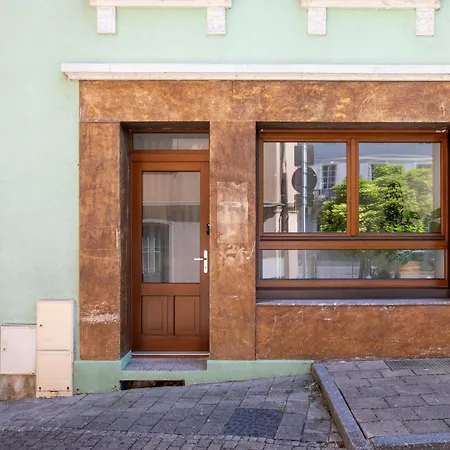 Le 13 -ideal Pros -altkirch Hypercentre -gare 10 Min A Pied -fibre Debit -38 M2 -chambre Separee -coin Salon- Cuisine Equipee- Lave-linge- Arrivee Autonome- Entree Independante- Rez-de-chaussee- Sundgau Altkirch