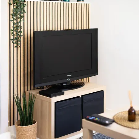 Le 13 -ideal Pros -altkirch Hypercentre -gare 10 Min A Pied -fibre Debit -38 M2 -chambre Separee -coin Salon- Cuisine Equipee- Lave-linge- Arrivee Autonome- Entree Independante- Rez-de-chaussee- Sundgau * Altkirch